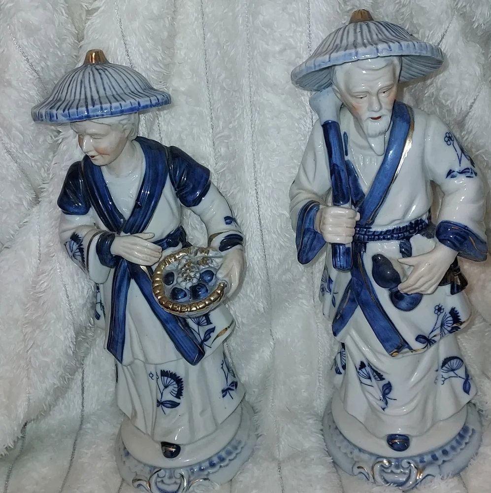 Blue And White Chinese Porcelain Figurines